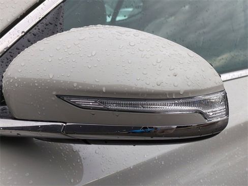 New 2026 Genesis G70 2.5T image 12