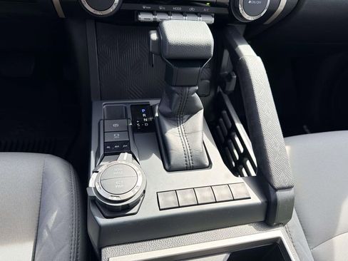 Certified 2025 Toyota Tacoma SR5 image 6