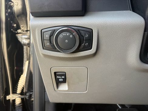 Used 2017 Ford F150 XL w/ Equipment Group 101A Mid RWD image 12