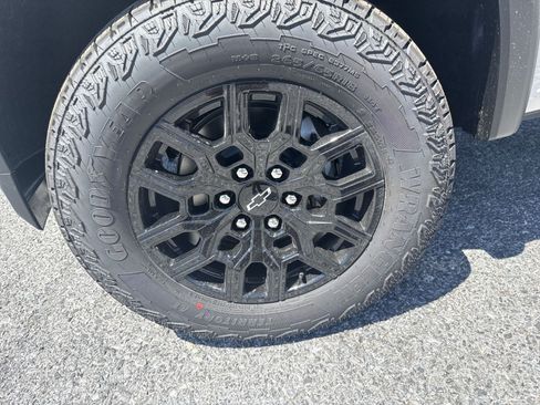 New 2026 Chevrolet Colorado Trail Boss AWD/4WD image 10