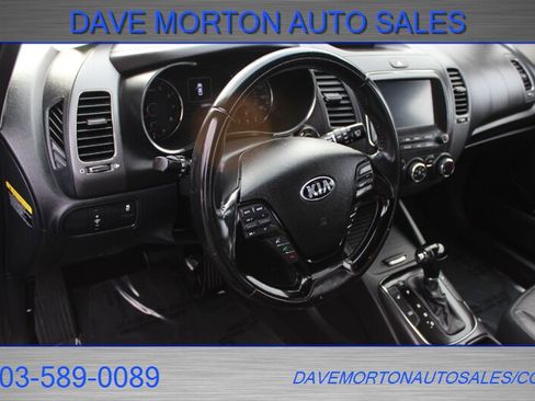 Used 2017 Kia Forte EX image 9