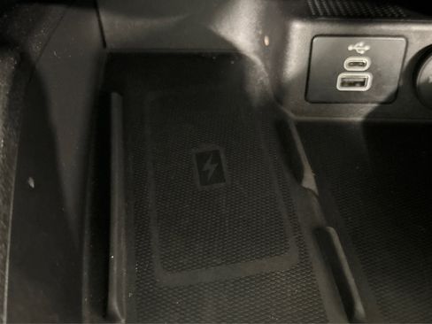 Used 2024 Ford Escape Platinum AWD/4WD image 36