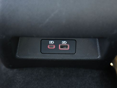Used 2024 Nissan Altima 2.5 SR FWD image 34