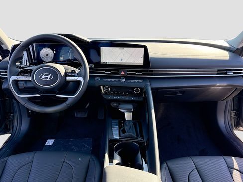 New 2026 Hyundai Elantra Limited image 3