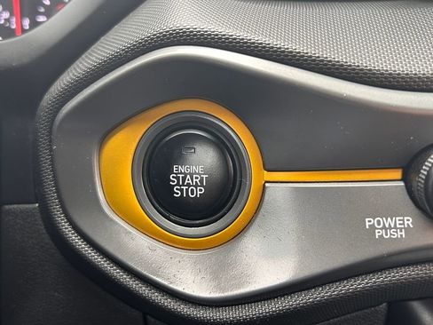 Used 2019 Hyundai Veloster Turbo R-Spec image 16