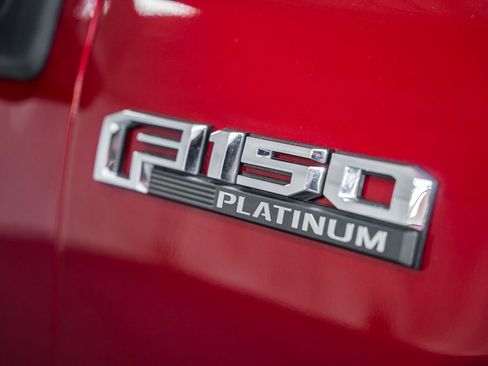 Used 2018 Ford F150 Platinum w/ Equipment Group 701A Luxury image 21