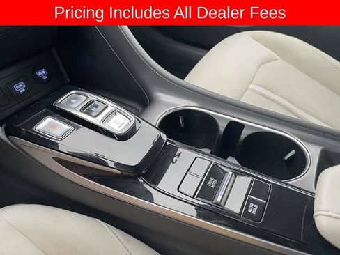 Used 2023 Hyundai Sonata SEL w/ Convenience Package FWD image 33