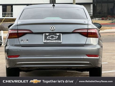 Used 2019 Volkswagen Jetta SE image 7