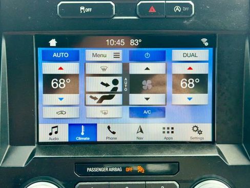 Used 2019 Ford F150 Lariat w/ Equipment Group 502A Luxury AWD/4WD image 22