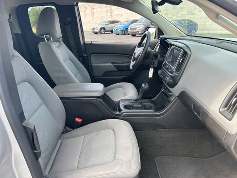 Used 2017 Chevrolet Colorado W/T w/ WT Convenience Package AWD/4WD image 30