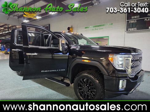 Used 2021 GMC Sierra 2500 Denali w/ Denali Black Diamond Edition image 1