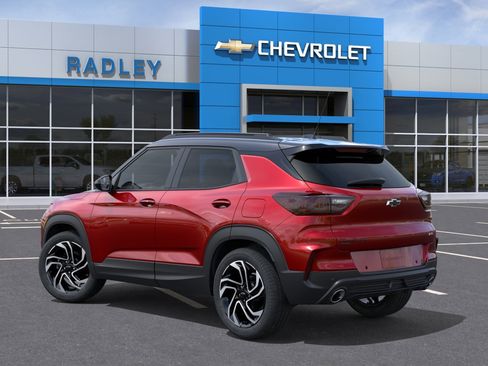 New 2026 Chevrolet TrailBlazer RS w/ Convenience Package AWD/4WD image 3
