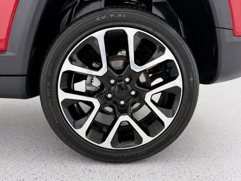 Used 2018 Jeep Compass Limited AWD/4WD image 32