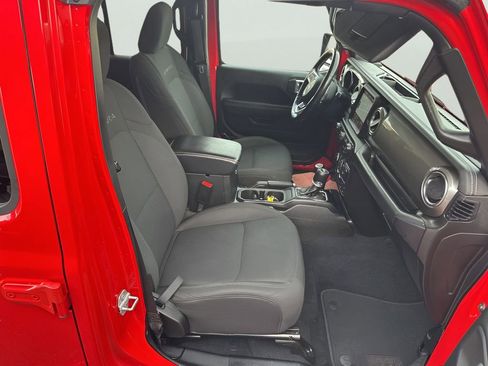 Used 2020 Jeep Wrangler Unlimited Sahara image 24