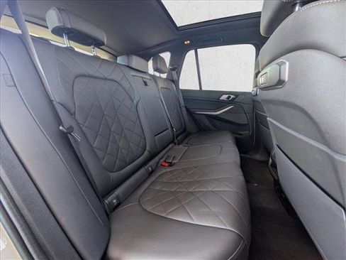 Certified 2024 BMW X5 sDrive40i w/ Premium Package image 23