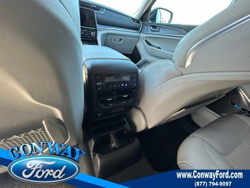 Used 2021 Jeep Grand Cherokee L Overland w/ Luxury Tech Group IV image 20