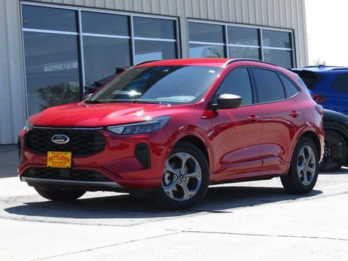 Used 2024 Ford Escape ST-Line w/ Cold Weather Package FWD image 12