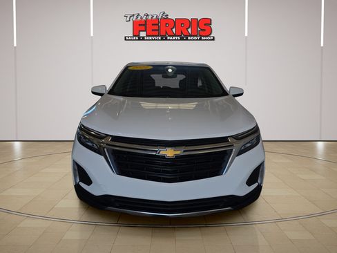 Used 2022 Chevrolet Equinox LT FWD image 2