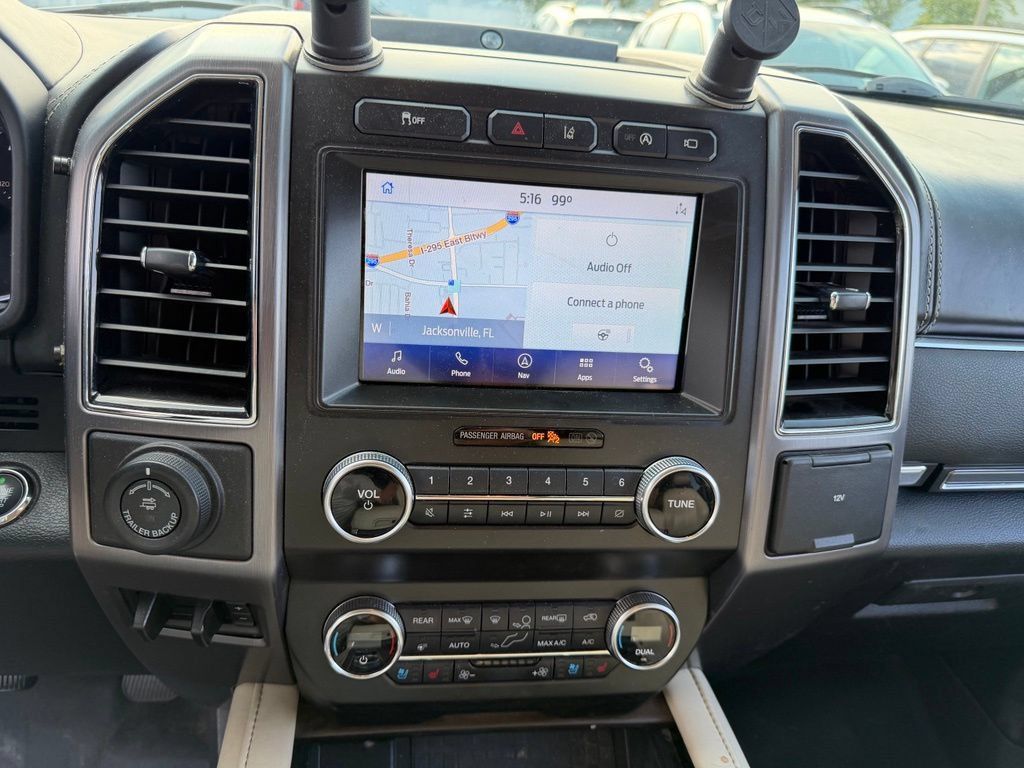 Used 2021 Ford Expedition Platinum RWD image 29