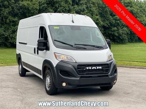 Used 2025 RAM ProMaster 2500 w/ Convenience Group FWD image 1