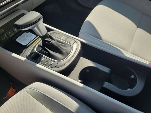 New 2027 Hyundai Kona SEL Sport FWD image 16
