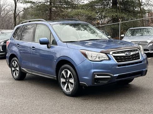 Used 2017 Subaru Forester 2.5i Premium w/ All-Weather Package image 19