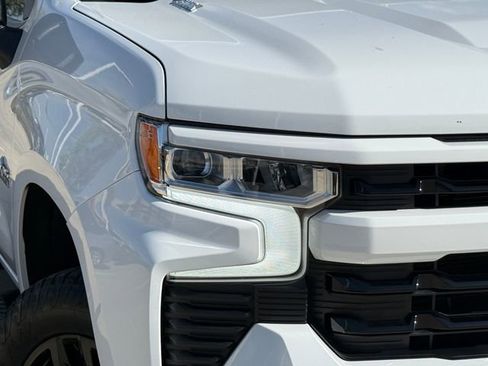 Used 2023 Chevrolet Silverado 1500 RST image 3