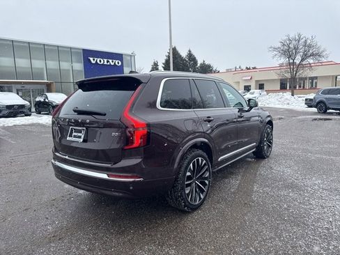 Used 2026 Volvo XC90 B5 Plus w/ Protection Package Premier image 4