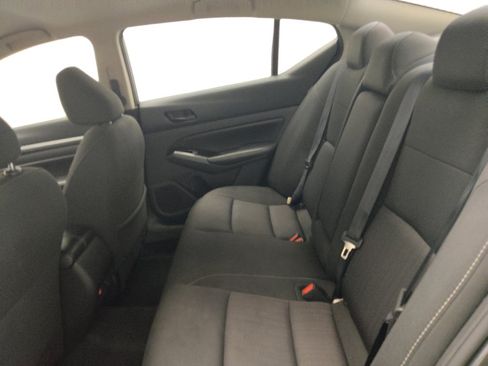 Used 2023 Nissan Altima 2.5 SV FWD image 18