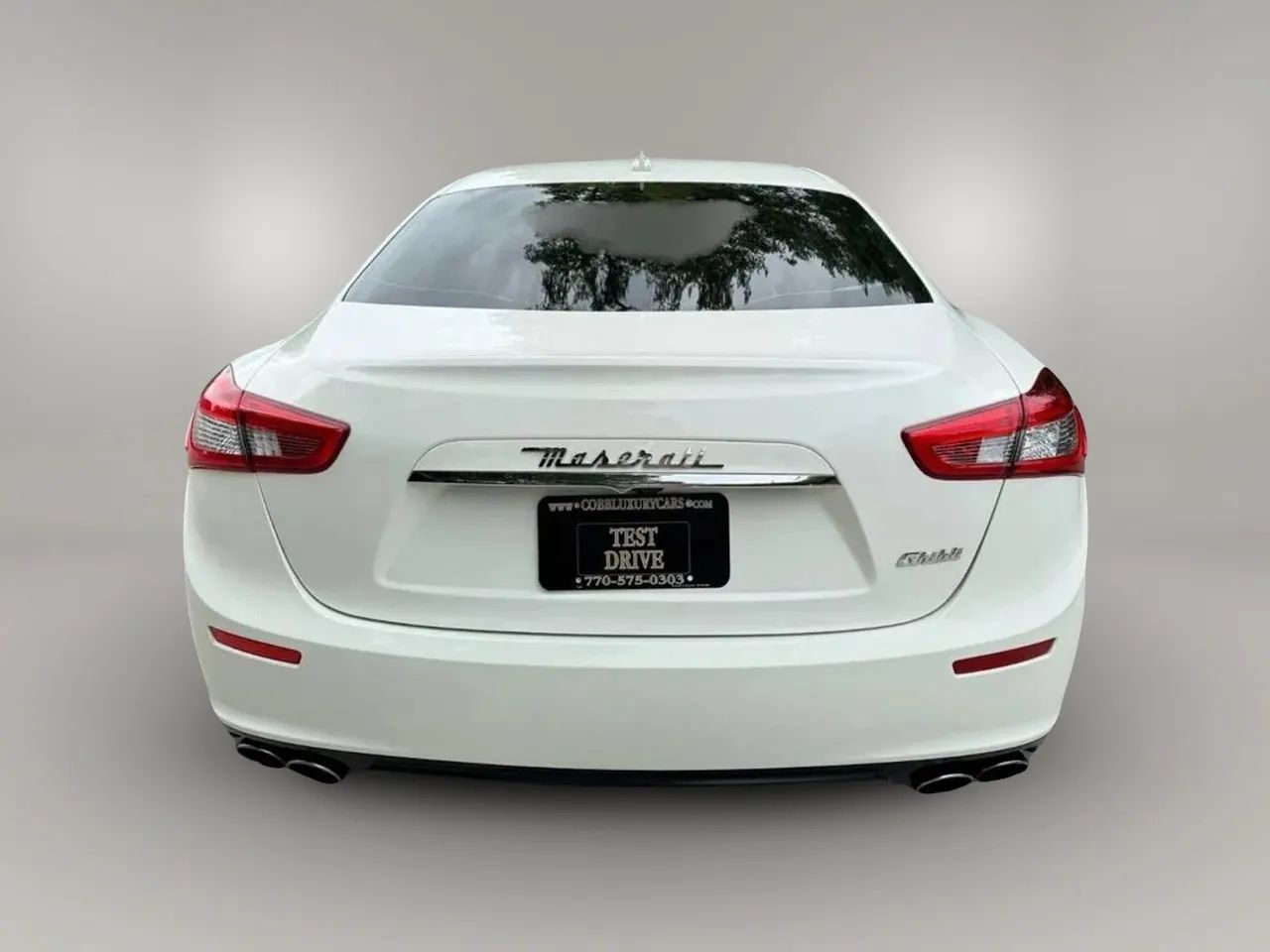 Used 2015 Maserati Ghibli RWD image 10