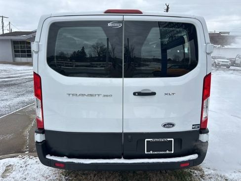 Used 2022 Ford Transit 350 XLT image 7