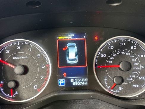 Used 2022 Subaru Ascent Premium w/ Convenience Package image 18