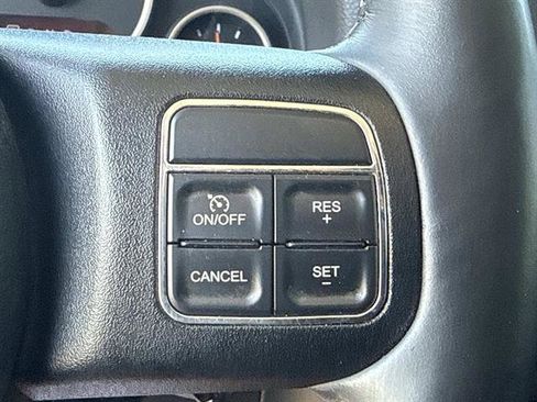 Used 2016 Jeep Wrangler Unlimited Sahara AWD/4WD image 17