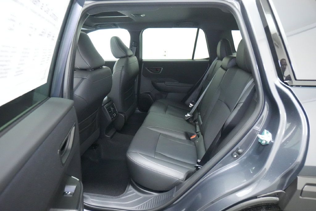 Used 2026 Subaru Outback Limited AWD/4WD image 23