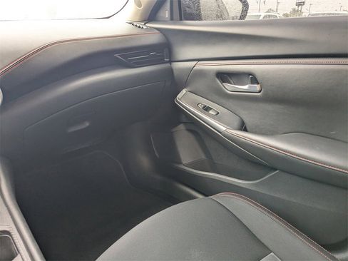 Used 2024 Nissan Sentra SR image 16