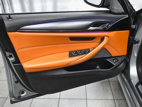 Used 2019 BMW M5 w/ Executive Package image 9