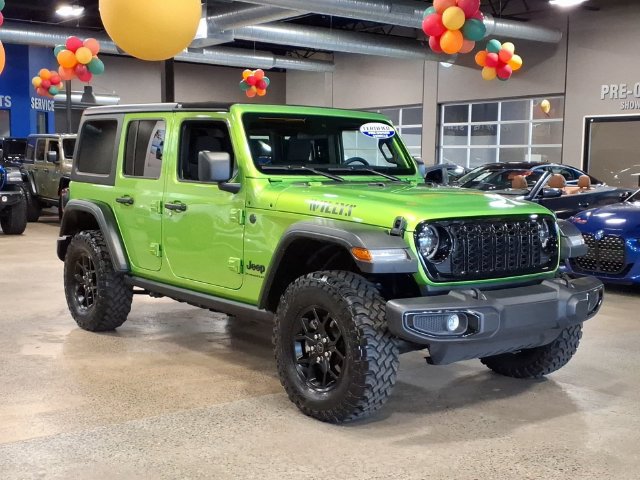 Used 2025 Jeep Wrangler Unlimited Sport AWD/4WD image 3
