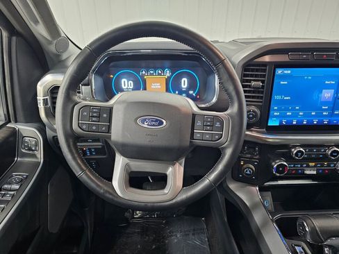 Used 2022 Ford F150 Lariat image 14