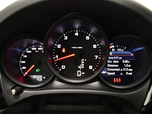 Used 2021 Porsche Macan AWD/4WD image 13