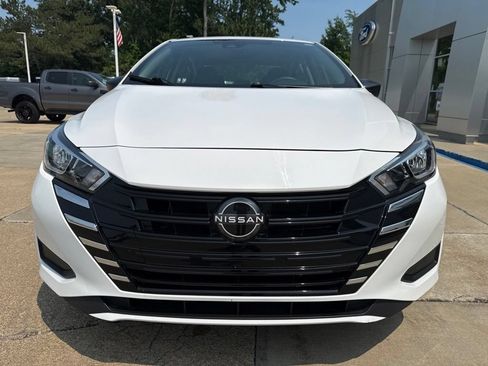 Used 2023 Nissan Versa S FWD image 29