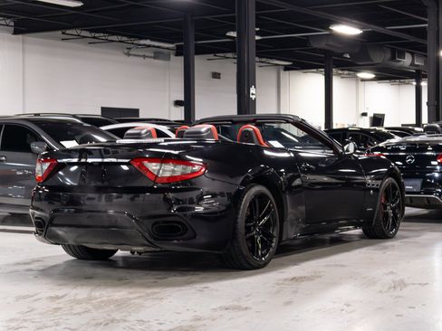 Used 2018 Maserati GranTurismo Sport image 13