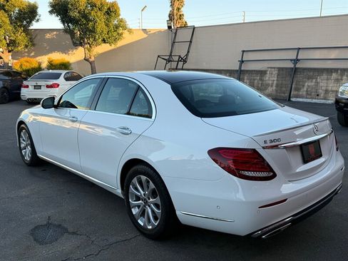 Used 2018 Mercedes-Benz E 300 image 8