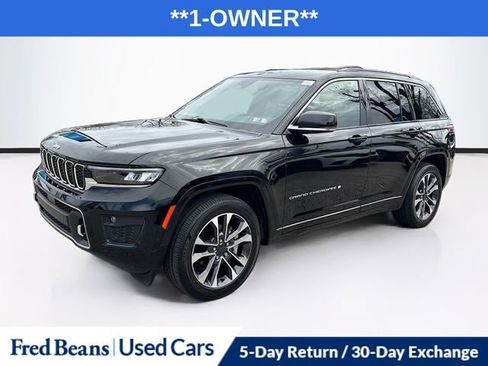 Used 2024 Jeep Grand Cherokee Overland image 2