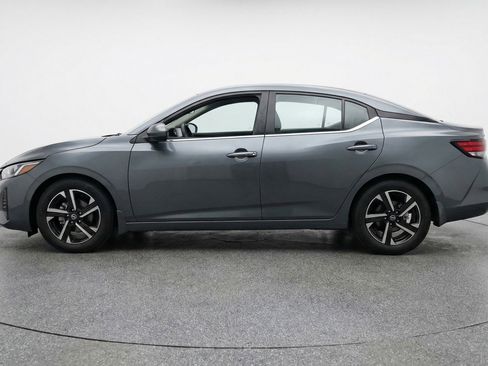 Used 2025 Nissan Sentra SV FWD image 5