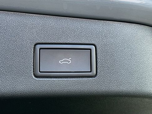 Used 2025 Volkswagen ID.4 Pro S AWD/4WD image 41