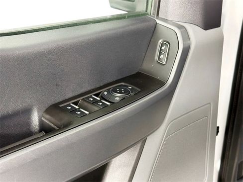 Used 2023 Ford F250 XLT w/ FX4 Off-Road Package image 16