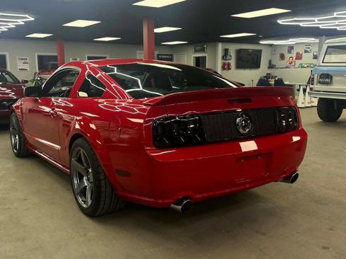 Used 2007 Ford Mustang GT Premium image 7