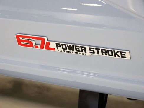 Used 2026 Ford F250 Platinum w/ Platinum Plus Package image 34