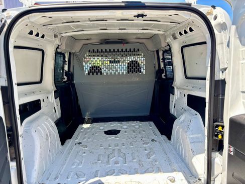 Used 2018 RAM ProMaster City Tradesman SLT FWD image 27