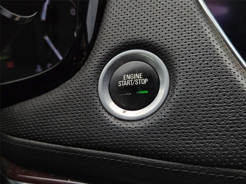 Used 2017 Cadillac XT5 Premium Luxury FWD image 23